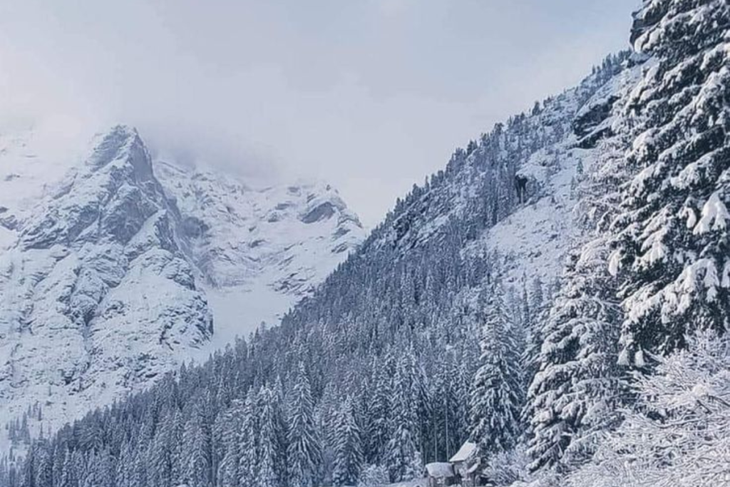 Oukaimeden Travel Guide: 10 Incredible Reasons to Visit Morocco’s Ski Resort