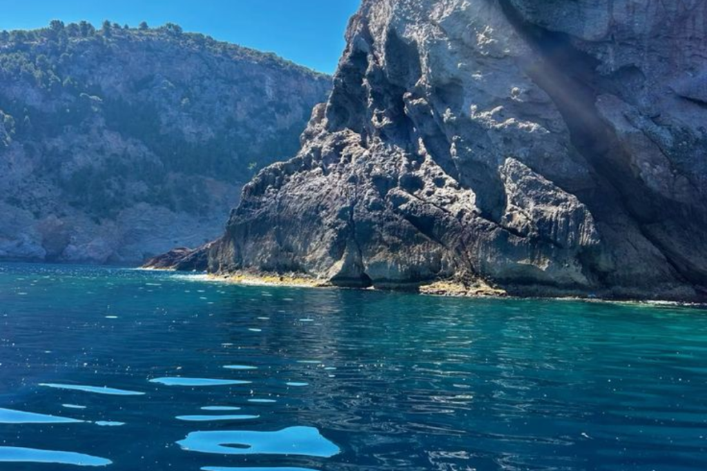 Al Hoceima Travel Guide