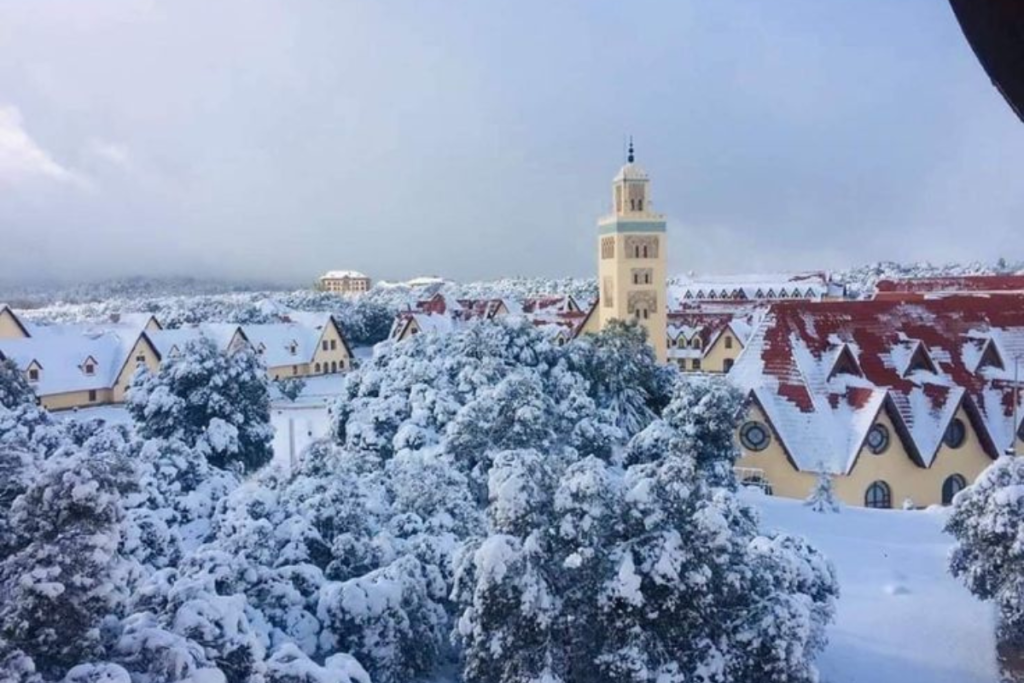 Azrou Travel Guide